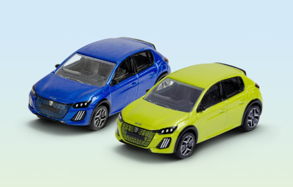 208 HYBRID　デビュー